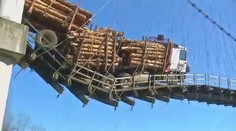 Záběry, které děsí: Náklaďák dělily od pádu do rokle jen milimetry