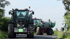 Nečas podlehl tlaku zemědělců, zelená nafta zůstane i příští rok