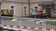 Auto srazilo dva studenty, zraněné musel přepravit vrtulník