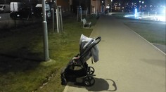 Opilá matka bloudila Prahou s dítětem v kočárku. Batole skončilo v péči sociálky