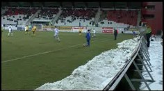 Video: Fotbal na blátě diváky netáhne