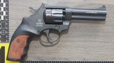 Kriminalisté zadrželi pět lidí, kteří mají být drogoví dealeři