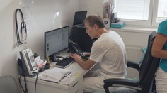 Vyloučený praktik podává stížnost. Ženám prováděl gynekologická vyšetření