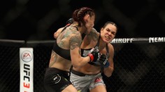 Nunes za minutu zničila Cyborg a je nejlepší zápasnicí v historii UFC
