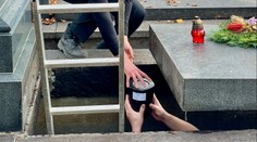 Lidé nemají na pohřby. Město jich 11 uložilo do společného hrobu