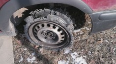 Muž ve staré felicii ujížděl policistům. Měl netradiční výmluvu