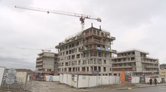 Chybí materiál a pracovníci. Stavby se kvůli válce mohou zpozdit i prodražit