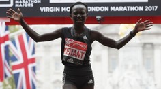 Keitanyová ovládla Londýnský maraton. Udělala světový rekord!