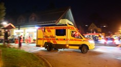 Při bouřce u českých hranic zahynul mladý muž, další lidé jsou vážně zranění