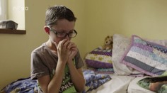 Kubíček (9) nejedl i tři dny v kuse! Jeho rodiče propadli drogám