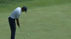 Tiger Woods se na turnaji propadl, golfisty trápí těžké podmínky