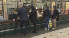 Česká pošta čelí stovkách žalob za nerovné mzdy zaměstnancům. Vinu odmítá