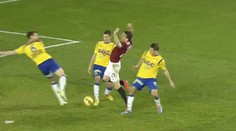 TYJÁTR: Lafata nafilmoval penaltu, Sparta má z ostudy kabát
