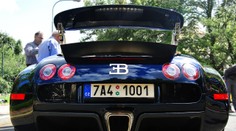 Český miliardář se ve svém Bugatti řítil po dálnici přes 400 km/h!