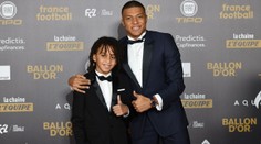 Mbappé má prima bráchu. Jeho služby si pojistilo vedení PSG