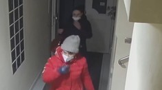 Ženy se vloupaly do bytu a zmizely s nářadím za desítky tisíc. Nepoznáte je?