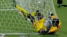 Borec na konec: Fotbalový brankář pykal za svůj troufalý výlet