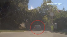 VIDEO: Řidič zběsile prchal před policií, srazil při tom tři lidi