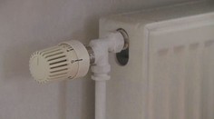 Češi výrazně šetří na energiích. Ceny by díky tomu mohly klesnout