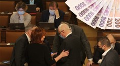 Poslanci rozhodli o platech učitelů, mají nárok na 130 % průměrné mzdy