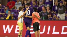 Legenda se loučila. Malí fanoušci připravili Kaká nádherný moment!