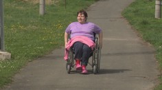 Žena, kterou zbavili svéprávnosti, chce zpět svůj život. Opatrovník ale nespěchá