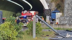 D5 je po tragické nehodě u Plzně opět průjezdná. Tělo řidiče leželo daleko od vraku