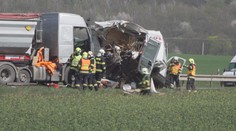Obžalovali řidiče, který měl zavinit smrt tří silničářů. Nevěnoval se řízení