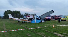 Na letišti na Klatovsku se srazila malá letadla. Zranily se i dvě děti