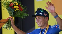 Dramatický finiš na Tour. Z výhry ve třetí etapě se raduje Belgičan Philipsen