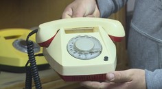 Nekonečné čekání i speciální tarif, tak vypadalo telefonování před 30 lety