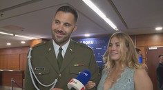 Dostál ukázal skrytý talent. Takhle sbalil půvabnou Paloudovou
