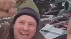 VIDEO: Ukrajinci ukořistili ruský tank. Nyní se baví jízdou po poli