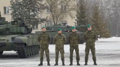 Armáda cvičí s novými tanky. Dostala je od Německa za podporu Ukrajiny