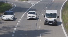 ŘSD chce na silnice přidat třetí pruh. Soustřeďte se na dálnice, radí experti