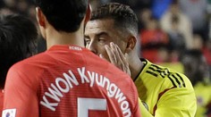 Fotbalista rasisticky urážel Asiata a schytal tvrdý trest. VIDEO