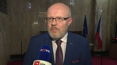 Válek chce zavést příplatky za kvalitnější služby ve zdravotnictví. Opozice je proti