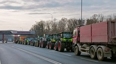 Zemědělci vyrazili do ulic. Stovky traktorů projely skoro celým Českem