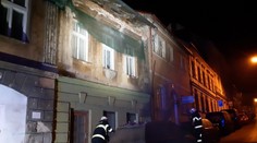 Rodina se dnes vrací z dovolené, mezitím se jim zřítil dům!