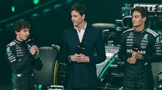 Žádné změny se nekonají. Mercedes bude pokračovat se stejnou sestavou