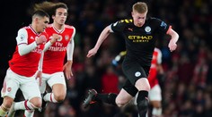 Arsenal utrpěl další porážku. City je ztrestalo třemi góly