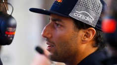 Bývalý závodník F1 boural na motorce, se zraněními skončil v nemocnici