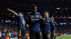 Trápící se United spasil mladík Elanga. Benfica vydolovala remízu
