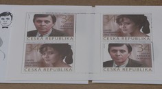 Česká pošta vydala speciální známky na počest Šafránkové a Abrháma