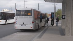 Autobusy na východě Čech zdražily jen pro některé. Podle ČOI je to v pořádku