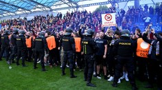 Ostuda při mistrovských oslavách fotbalistů Sparty. LFA reaguje