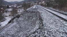 Železnici na Vsetínsku uzavřel sesuv půdy. Vlaky nepojedou zřejmě do konce března