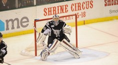 Do NHL míří další český gólman! Jedničku týmu čeká totiž soud