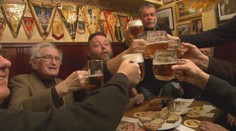 VÍKEND: Divoké večírky v legendární Jedové chýši