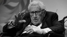 Velebili ho i nenáviděli. Zemřel jeden z nejvlivnějších diplomatů Henry Kissinger